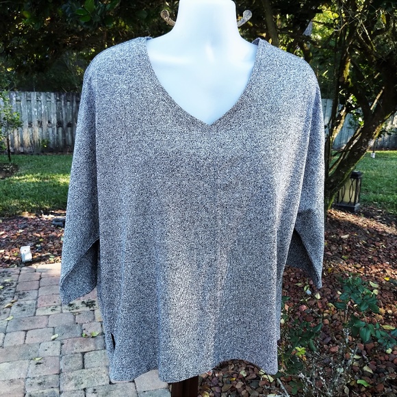 Old Navy Sweaters - Old Navy Heather Grey Sweater Like New XXL